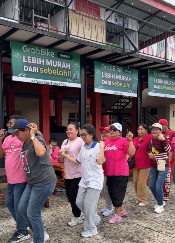 perumda-pasar-manado-gelar-jalan-sehat